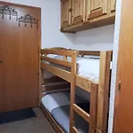 Apartment In Petit Near Cable Car *